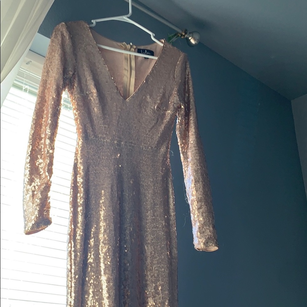 Long sleeve, rose gold, sparkly dress